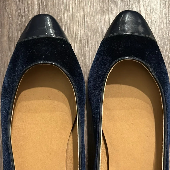 Talbots Blue Velvet Flats Work Career Office Size 10 - Picture 3 of 6